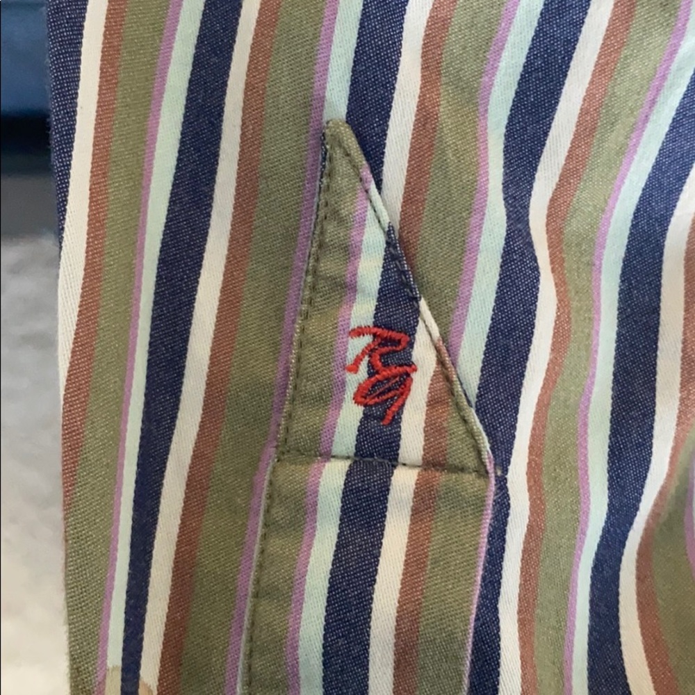 Robert Graham Button up - Picture 5 of 8